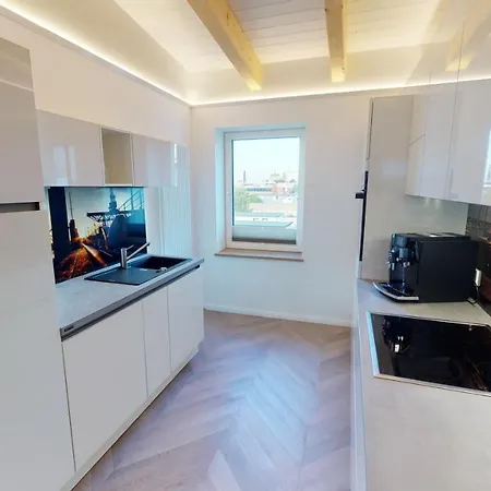 Lieblingsapartment No.08 Mit Blick Auf Den Rostocker Stadthafen *